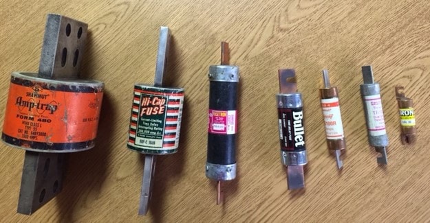 Piela Electric carries over 1,000 fuses.